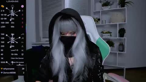 Snapshot of _rein_ramm chatting on October 31, 2025, 6:53 pm Rein online show from October 31, 2025, 6:53 pm