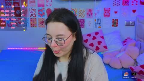 LISSAPVT IS OPEN online show from February 1, 2025, 1:12 am