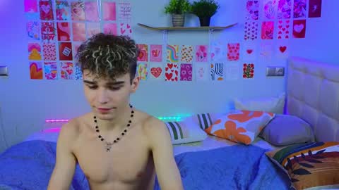 LISSAPVT IS OPEN online show from February 4, 2025, 9:10 pm