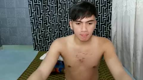 Snapshot of _rhodhard chatting on February 8, 2026, 3:32 am _rhodhard online show from February 8, 2026, 3:32 am