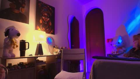 _rose_smith online show from December 20, 2025, 2:18 am