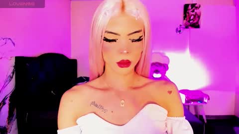 Rose De Witt online show from April 18, 2026, 9:26 pm