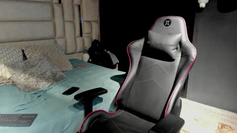 _sammy_ice online show from February 5, 2025, 11:02 am