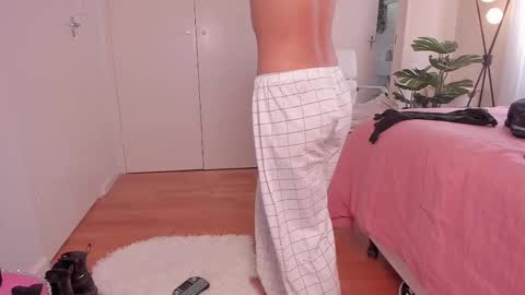 Snapshot of _sandy_s_ chatting on March 12, 2025, 1:14 am Sandyy online show from March 12, 2025, 1:14 am