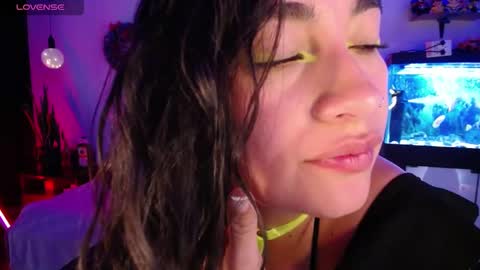  SantaLove  online show from December 11, 2024, 7:03 pm