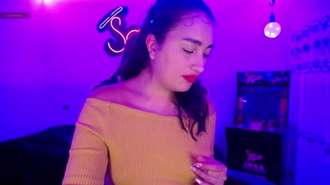  SantaLove  online show from February 7, 2025, 12:31 am