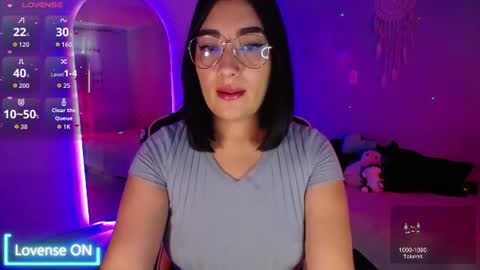  SantaLove  online show from June 17, 2026, 6:53 pm