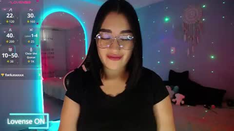  SantaLove  online show from June 18, 2026, 7:07 pm
