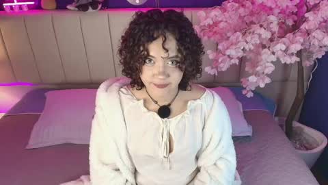 Sara online show from April 15, 2026, 3:46 am