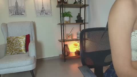 Sassy Girl online show from April 1, 2026, 6:27 pm