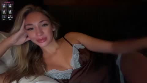 Snapshot of _secretdesire chatting on July 25, 2026, 2:47 pm Kat online show from July 25, 2026, 2:47 pm