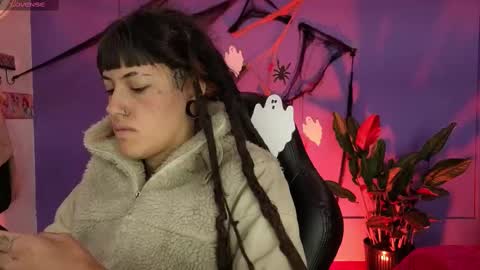 Snapshot of _sharlotte777 chatting on November 1, 2025, 2:19 pm _sharlotte777 online show from November 1, 2025, 2:19 pm