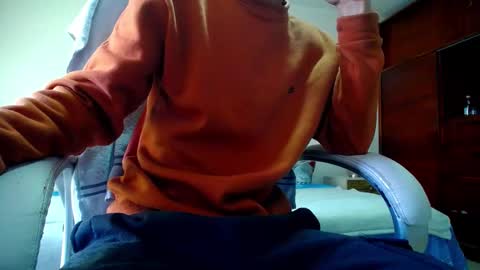 _skyleer_ online show from September 16, 2025, 6:53 pm