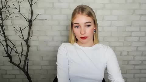 Snapshot of _snow_queen__ chatting on December 7, 2024, 5:31 pm Rachel online show from December 7, 2024, 5:31 pm