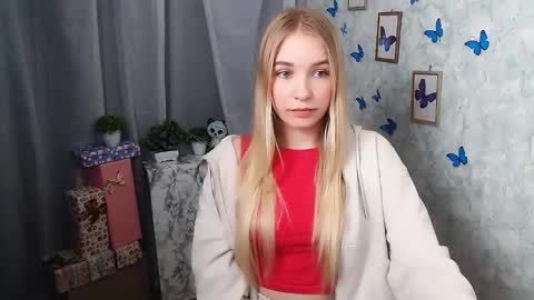 Snapshot of _snow_queen__ chatting on December 11, 2024, 5:26 pm Rachel online show from December 11, 2024, 5:26 pm