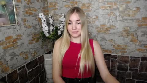 Snapshot of _snow_queen__ chatting on December 30, 2024, 2:08 pm Rachel online show from December 30, 2024, 2:08 pm