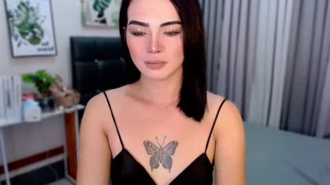 _sophie_69 online show from November 13, 2025, 6:23 am