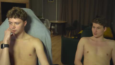 OLIVERpvt is open online show from November 4, 2025, 3:11 pm