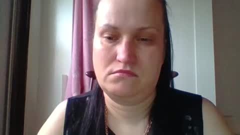 Snapshot of _squirty_pussyyy_ chatting on February 20, 2025, 8:17 am Melisa online show from February 20, 2025, 8:17 am