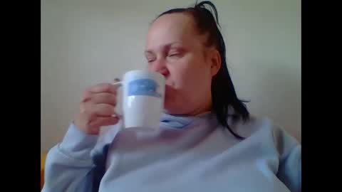 Snapshot of _squirty_pussyyy_ chatting on September 12, 2025, 10:04 am Melisa online show from September 12, 2025, 10:04 am