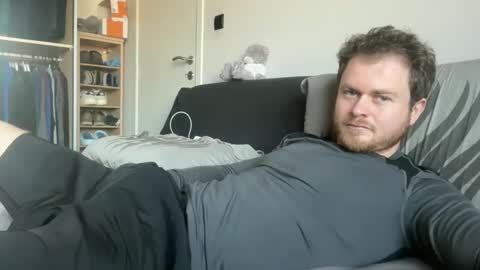 _stevie___ online show from March 8, 2026, 1:15 pm