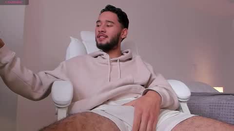 STIVEN online show from February 2, 2026, 3:44 pm