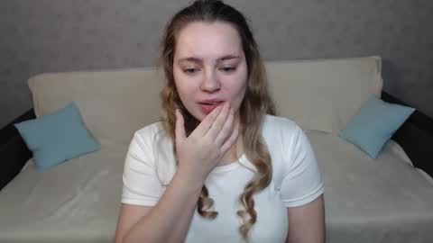 Snapshot of _sweet_lana_ chatting on December 16, 2024, 5:38 am Lana online show from December 16, 2024, 5:38 am