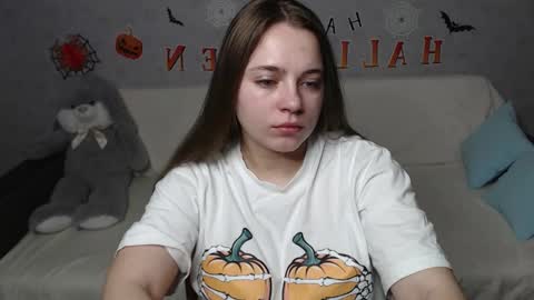 Snapshot of _sweet_lana_ chatting on October 28, 2025, 8:29 am Lana online show from October 28, 2025, 8:29 am