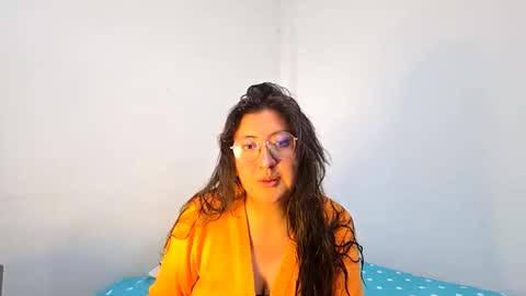 _sweet_melodyy online show from May 27, 2026, 6:49 pm