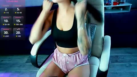 Milana   welcome to my world  online show from October 6, 2025, 7:50 am