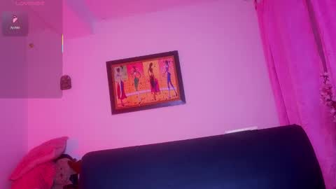 Snapshot of _sweet_vict0ria1 chatting on March 29, 2026, 2:11 am 0900 p.m a 0500 a.m Colombia time UTC -5 online show from March 29, 2026, 2:11 am