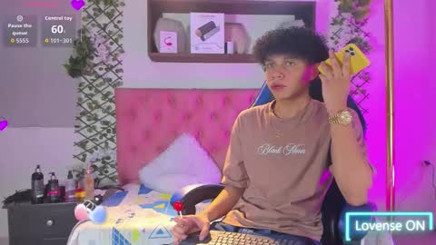 Snapshot of _taylor_black chatting on February 11, 2026, 9:31 pm Taylor online show from February 11, 2026, 9:31 pm