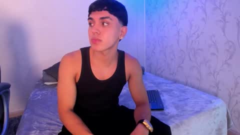 Snapshot of _taylorblack chatting on December 19, 2025, 11:28 am _taylorblack online show from December 19, 2025, 11:28 am