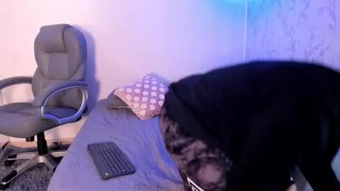 Snapshot of _taylorblack chatting on December 22, 2025, 11:29 am _taylorblack online show from December 22, 2025, 11:29 am