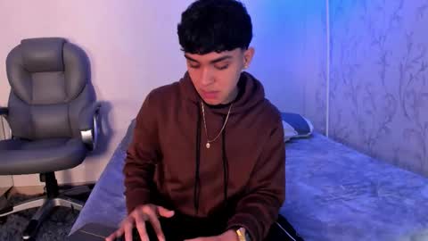 Snapshot of _taylorblack chatting on January 9, 2026, 11:35 am _taylorblack online show from January 9, 2026, 11:35 am