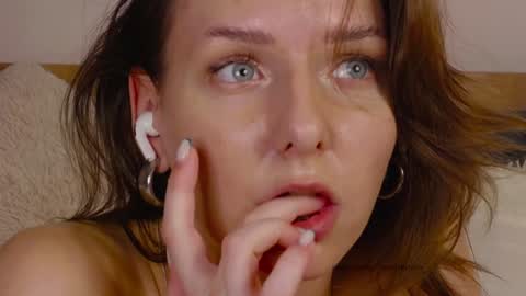 Snapshot of _temptation___ chatting on December 28, 2024, 3:47 am Tata online show from December 28, 2024, 3:47 am