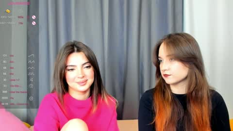 Snapshot of _teona_ann_for_you_ chatting on December 6, 2024, 6:15 am Teona and Annred hair online show from December 6, 2024, 6:15 am
