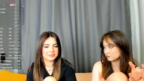 Snapshot of _teona_ann_for_you_ chatting on January 20, 2025, 8:52 am Teona and Annred hair online show from January 20, 2025, 8:52 am