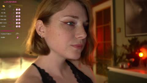 Evi online show from June 5, 2026, 6:57 pm