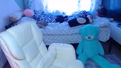 _thesamedaniellatrue_ online show from April 22, 2026, 2:51 pm