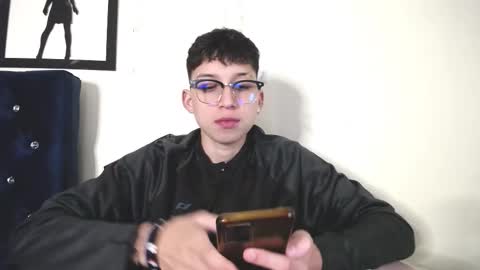 Thomas online show from September 19, 2025, 3:30 am