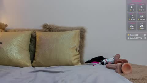 Snapshot of _tiffany_queen chatting on December 19, 2024, 6:56 pm Stefania online show from December 19, 2024, 6:56 pm