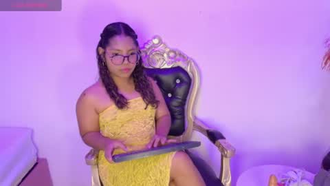 Snapshot of _tinny_hot chatting on August 3, 2026, 12:54 pm tinny online show from August 3, 2026, 12:54 pm