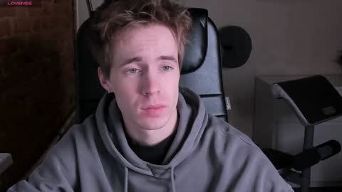 Snapshot of _tokyo_ghoul chatting on December 7, 2024, 10:12 am _tokyo_ghoul online show from December 7, 2024, 10:12 am