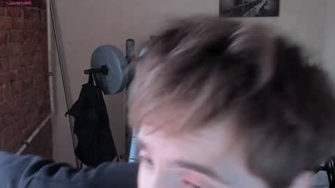 Snapshot of _tokyo_ghoul chatting on February 6, 2025, 10:15 am _tokyo_ghoul online show from February 6, 2025, 10:15 am