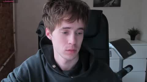 Snapshot of _tokyo_ghoul chatting on February 27, 2025, 10:04 am _tokyo_ghoul online show from February 27, 2025, 10:04 am