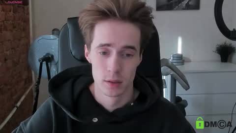 Snapshot of _tokyo_ghoul chatting on October 19, 2025, 10:16 am _tokyo_ghoul online show from October 19, 2025, 10:16 am