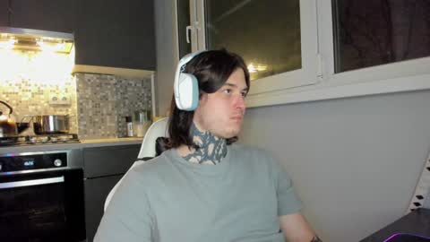 Snapshot of _torfin_ chatting on December 4, 2024, 11:46 pm _torfin_ online show from December 4, 2024, 11:46 pm