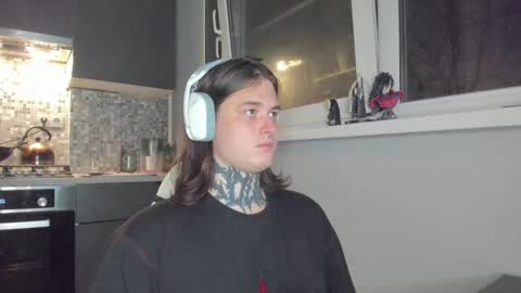 Snapshot of _torfin_ chatting on March 8, 2025, 3:39 am _torfin_ online show from March 8, 2025, 3:39 am