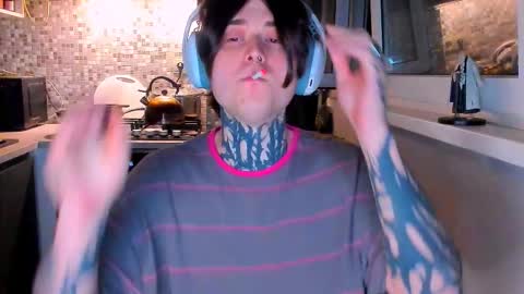 _torfin_ online show from March 13, 2026, 11:11 pm